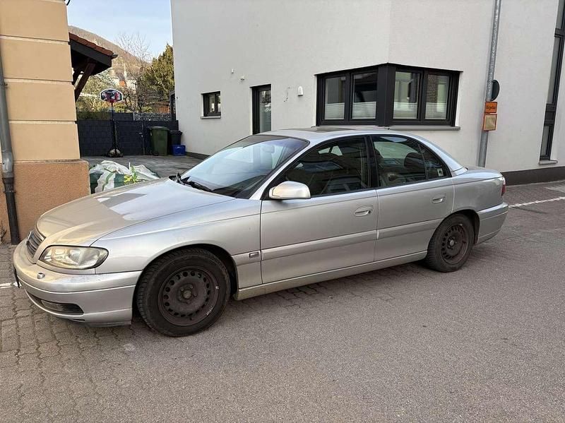 Gebraucht Opel Omega 211 PS (155 kW) 2000 Silber Limousine