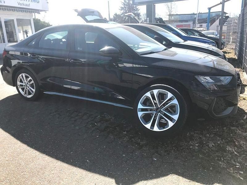 Gebraucht Audi A3 S-Line 150 PS (110 kW) 2024 Schwarz Limousine
