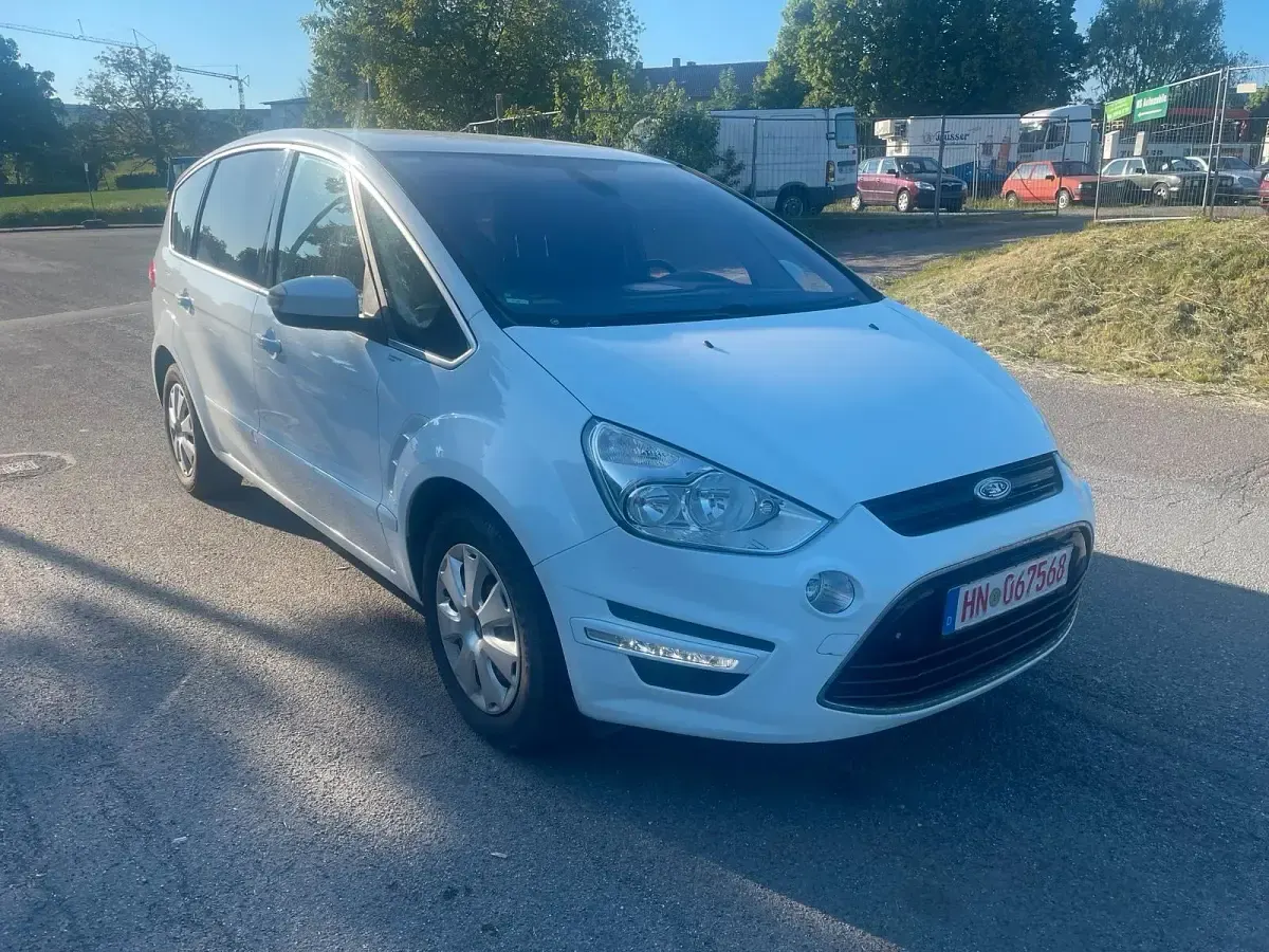 Gebraucht Ford S-MAX S 160 PS (117 kW) 2011 Weiß Van / Kleinbus