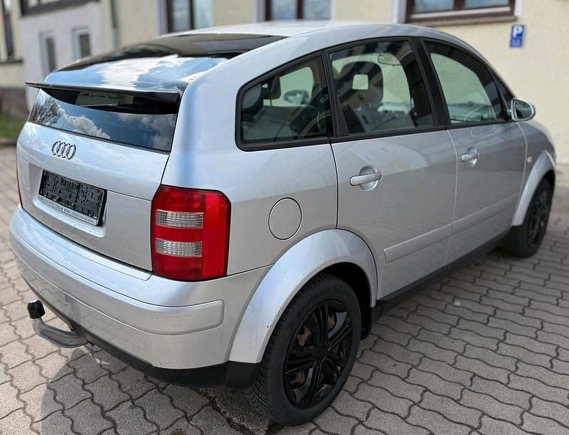 Gebraucht Audi A2 75 PS (55 kW) 2000 Silber Kleinwagen