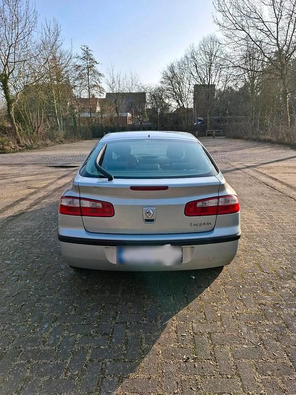 Gebraucht Renault Laguna II 107 PS (78 kW) 2003 Silber Limousine