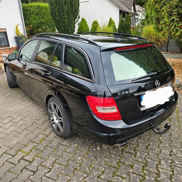 Gebraucht Mercedes C200 184 PS (135 kW) 2012 Schwarz Kombi