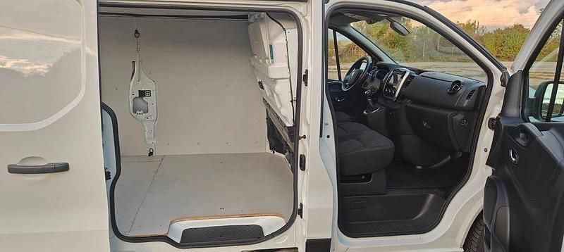Gebraucht Renault Trafic 170 PS (125 kW) 2020 Weiß Van / Kleinbus