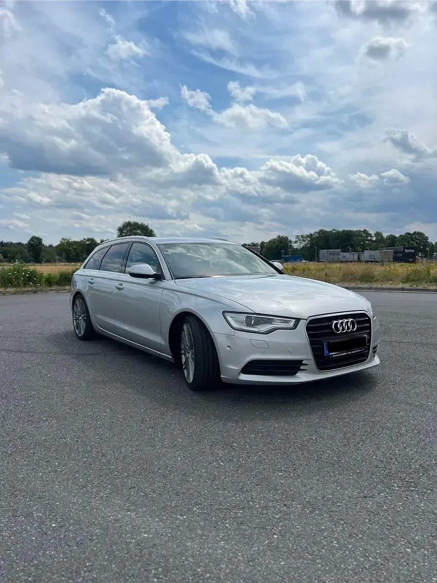 Gebraucht Audi A6 204 PS (150 kW) 2012 Silber Kombi