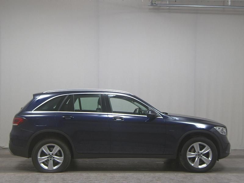 Schwarz Gebraucht 2021 Mercedes GLC300e SUV | 23.950 € (Superpreis) - Bild 1/4