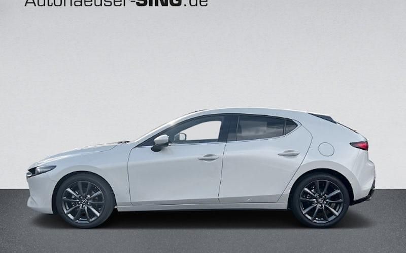 Gebraucht Mazda 3 Exclusive-Line 150 PS (110 kW) 2024 Soul red crystal Limousine