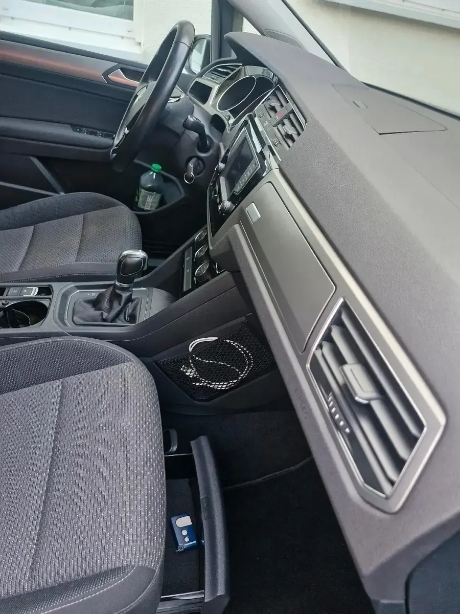 Gebraucht VW Touran 150 PS (110 kW) 2017 Schwarz Van / Kleinbus