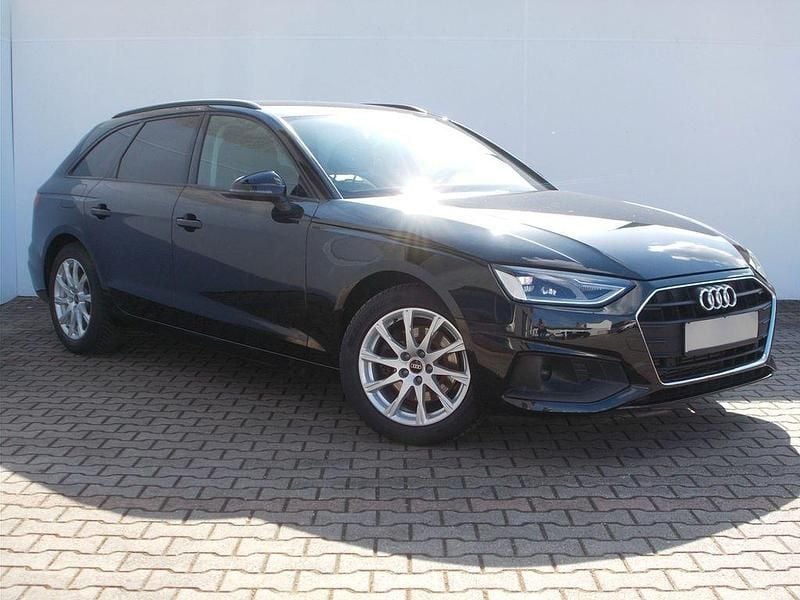 Gebraucht Audi A4 150 PS (110 kW) 2022 Schwarz Kombi