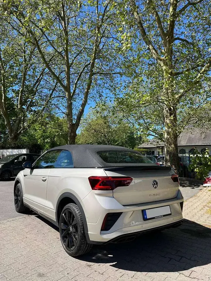 Gebraucht VW T-Roc Cabriolet R-line Edition 150 PS (110 kW) 2024 Gold Cabrio