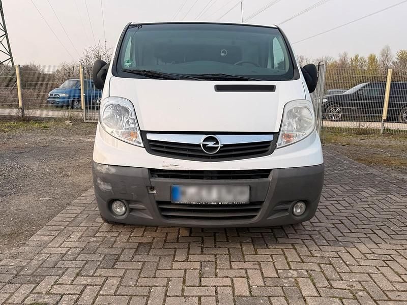 Gebraucht Opel Vivaro 114 PS (83 kW) 2013 Van / Kleinbus
