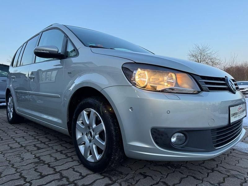 Gold Gebraucht 2015 VW Touran Cup Van / Kleinbus | 9.999 € (Fairer Preis) - Bild 1/4