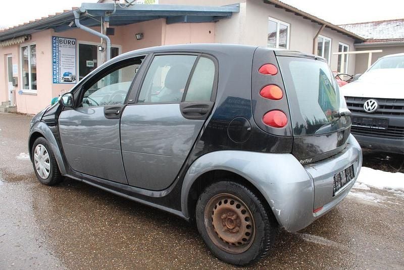 Usata Smart ForFour Passion 75 CV (55 kW) 2004 Grigio Utilitaria