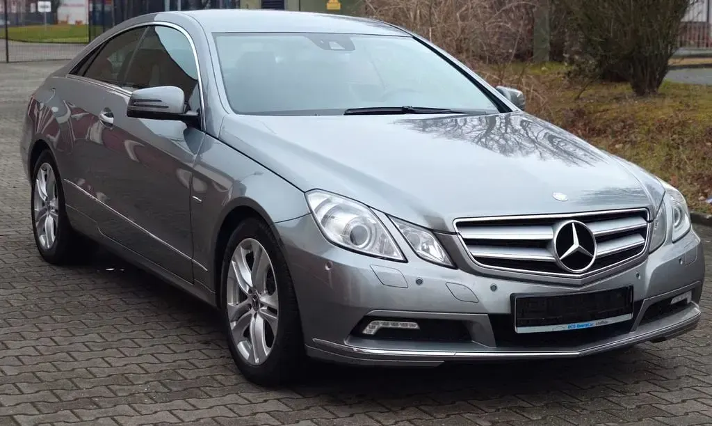 Brugt Mercedes E350 292 HK (214 kW) 2010 Sølv Coupe