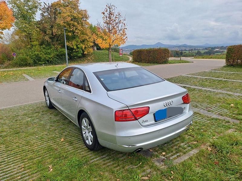 Gebraucht Audi A8 290 PS (213 kW) 2010 Silber Limousine