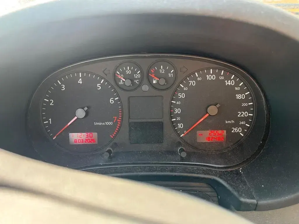 Gebraucht Audi A3 Ambiente 125 PS (91 kW) 2002 Silber Kleinwagen