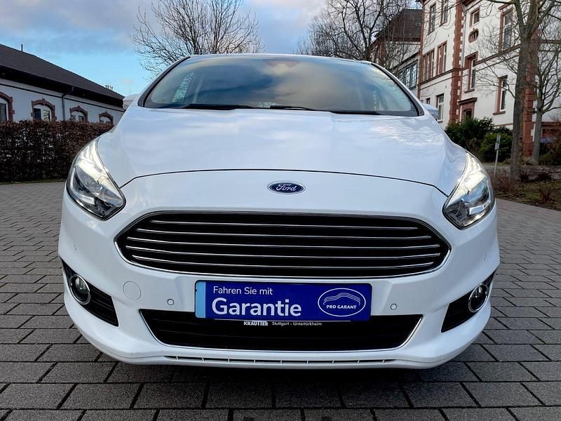 Gebraucht Ford S-MAX ST-Line 211 PS (155 kW) 2016 Weiß Van / Kleinbus