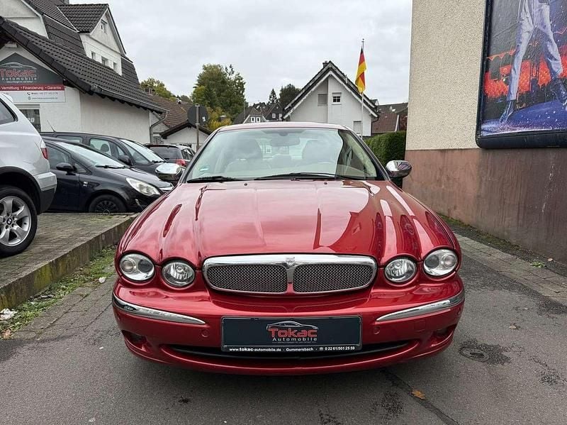 Gebraucht Jaguar X-type Executive 196 PS (144 kW) 2007 Rot Limousine