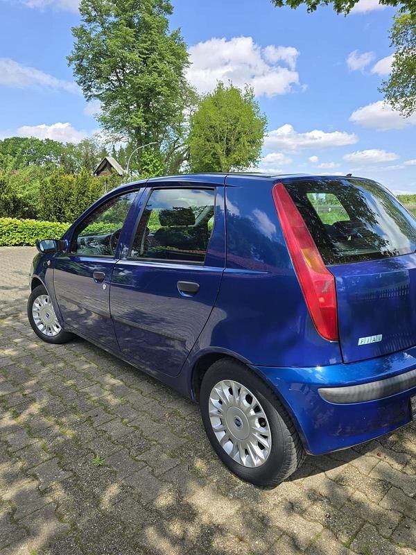 Gebraucht Fiat Punto 75 PS (55 kW) 2002 Blau Kleinwagen