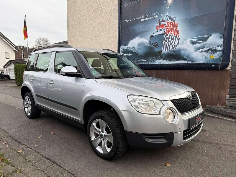 Gebraucht Skoda Yeti Ambition 160 PS (117 kW) 2011 Brilliantsilber metallic SUV