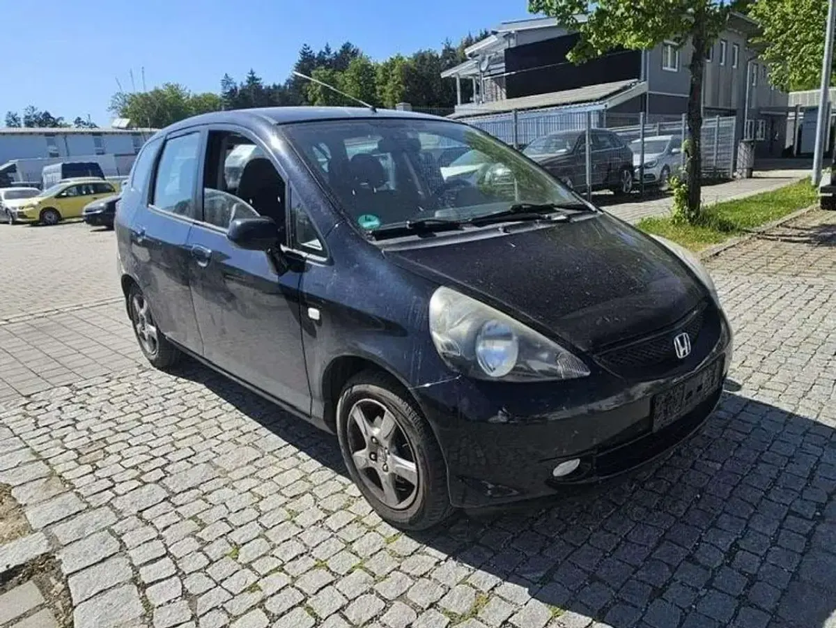 Gebraucht Honda Jazz 77 PS (56 kW) 2008 Night hawk black p. Kleinwagen