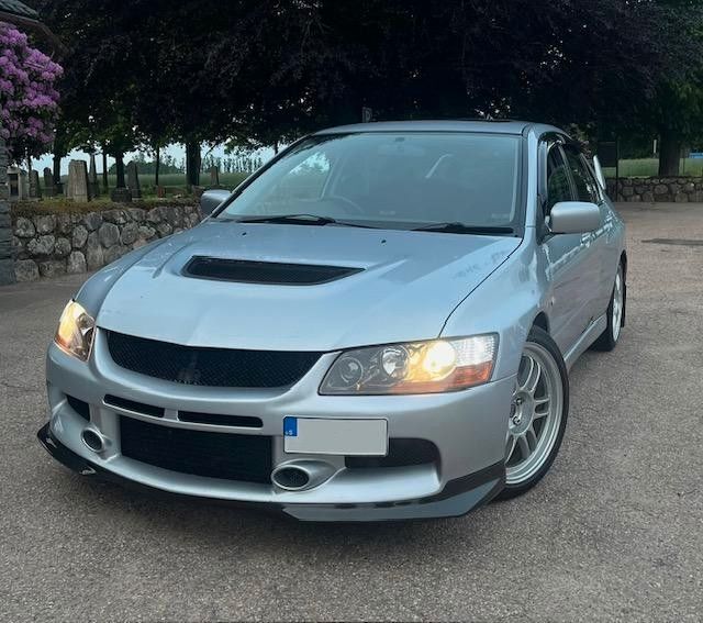 Silber Gebraucht 2005 Mitsubishi Lancer Limousine | 24.995 € - Bild 1/4