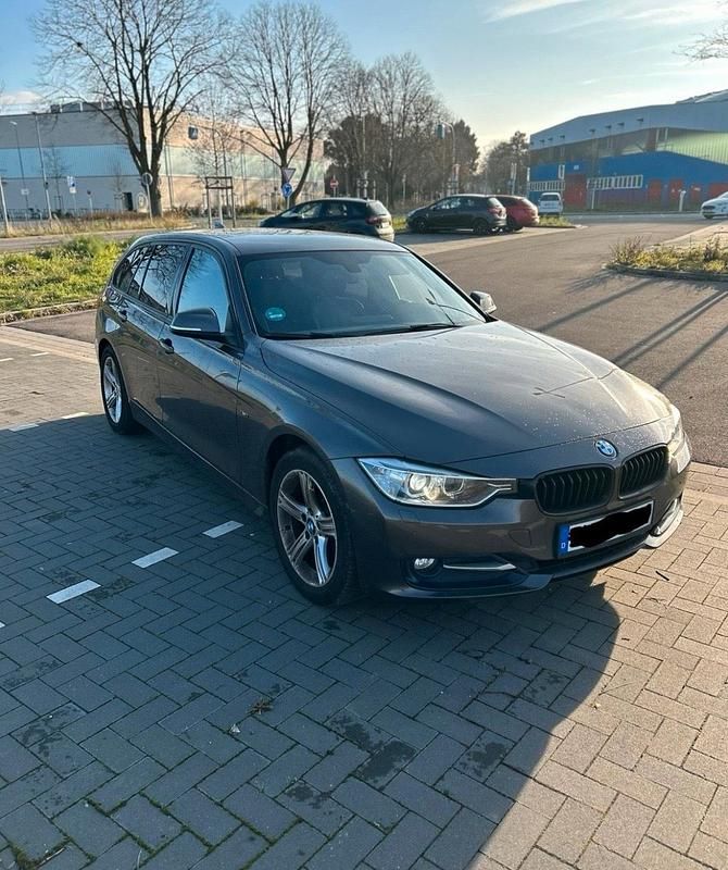 Gebraucht BMW 318 143 PS (105 kW) 2015 Braun Kombi