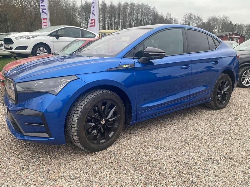 Gebraucht Skoda Enyaq iV Lounge 250 kW (340 PS) 2024 Raceblau metallic SUV