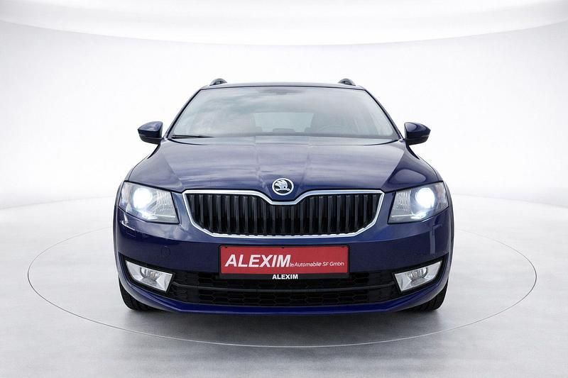 Gebraucht Skoda Octavia 110 PS (80 kW) 2016 Blau Kleinwagen
