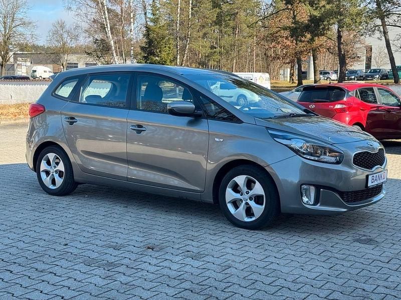Gebraucht Kia Carens Vision 136 PS (100 kW) 2013 Grau Van / Kleinbus