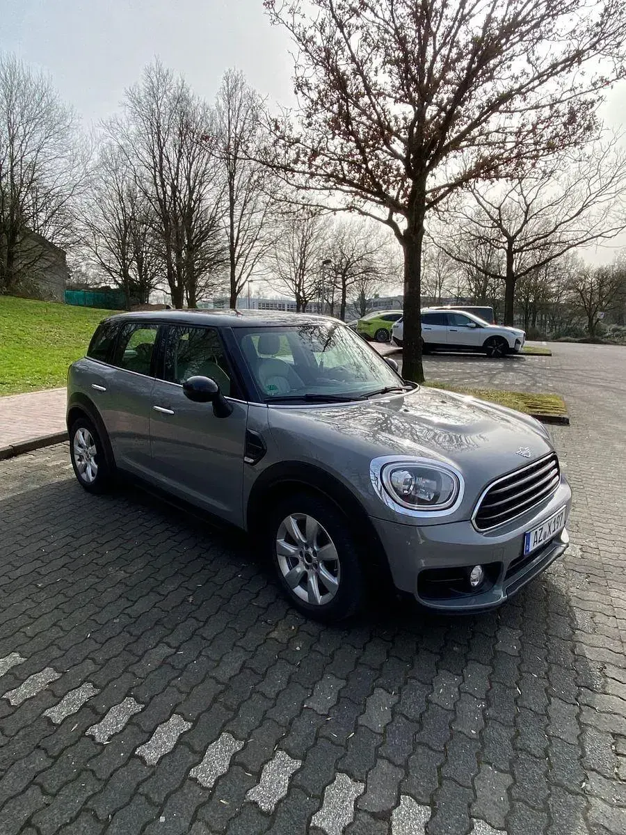 Używany Mini Cooper D 150 KM (110 kW) 2018 Szary Hatchback