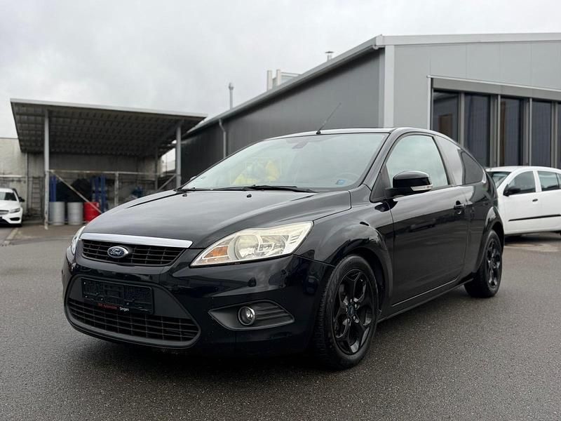 Schwarz Gebraucht 2010 Ford Focus Limousine | 1.999 € (Guter Preis) - Bild 1/4