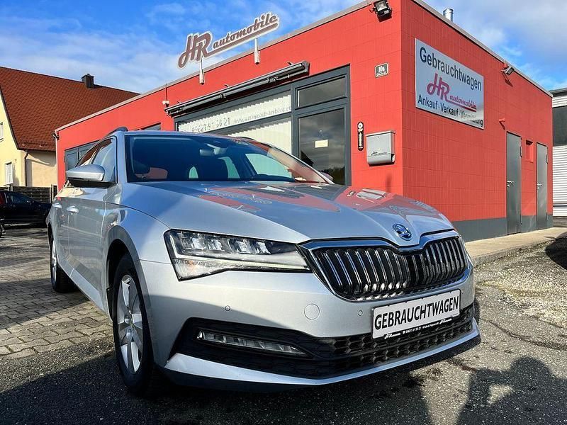 Silber Gebraucht 2020 Skoda Superb Ambition Kombi | 20.790 € (Guter Preis) - Bild 1/4