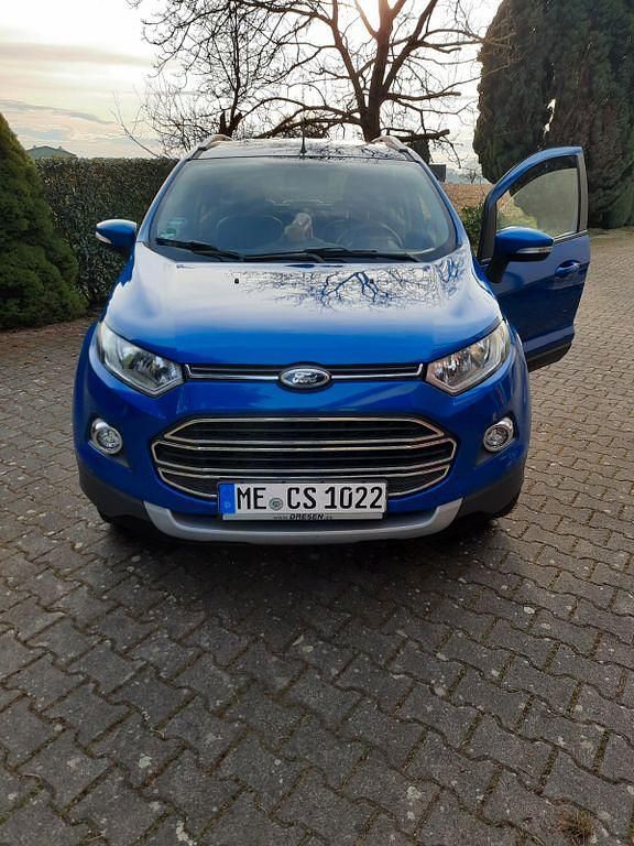 Blau Gebraucht 2016 Ford Ecosport Titanium SUV | 8.400 € (Fairer Preis) - Bild 1/4