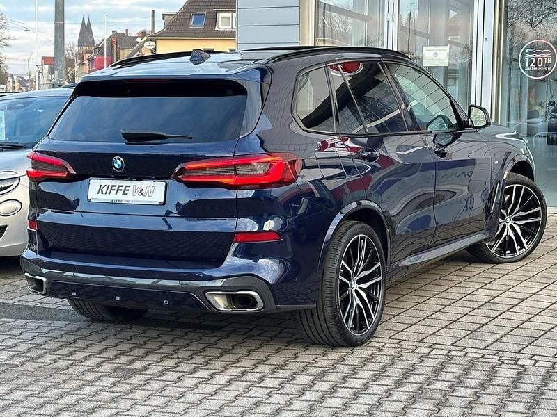 Gebraucht BMW X5 M Sport 340 PS (250 kW) 2022 Tansanitblau ii metallic SUV