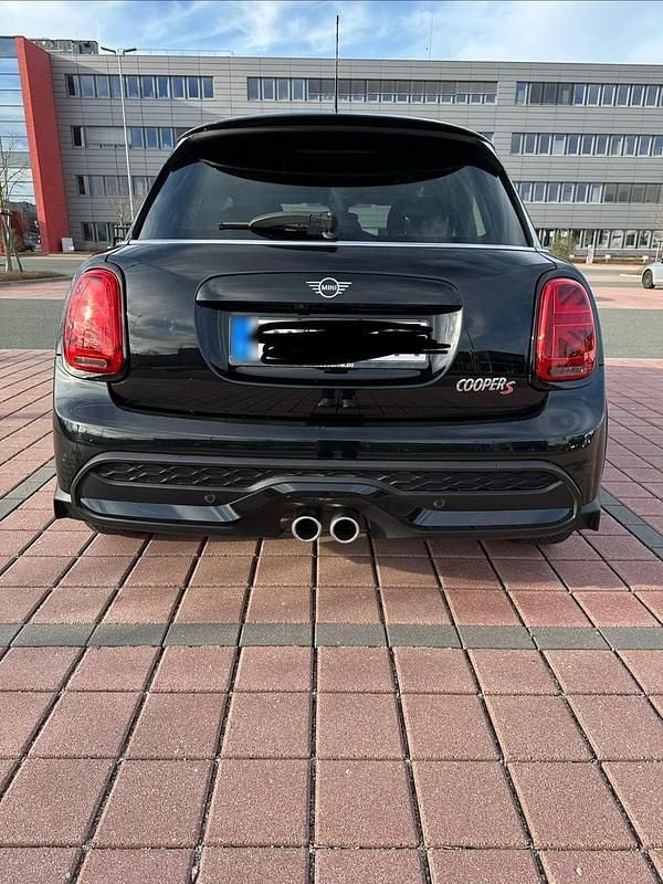 Usata Mini Cooper S 178 CV (130 kW) 2022 Nero Utilitaria