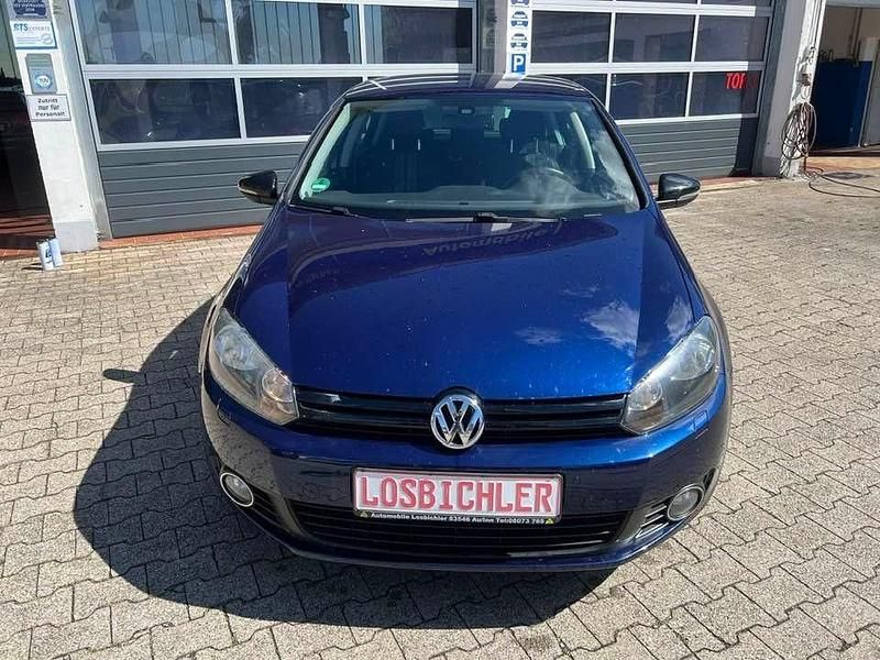 Gebraucht VW Golf VII Match 105 PS (77 kW) 2012 Blau Limousine