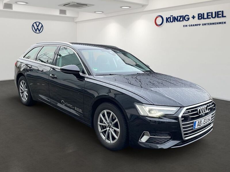 Gebraucht Audi A6 Sport 204 PS (150 kW) 2022 Mythosschwarz metallic Kombi
