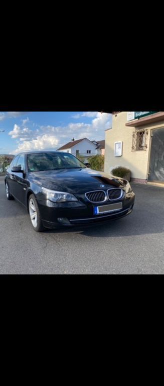 Schwarz Gebraucht 2008 BMW 530 Limousine | 5.700 € (Superpreis) - Bild 1/4