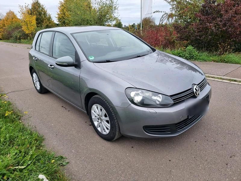 Grau Gebraucht 2012 VW Golf VI Kleinwagen | 3.250 € - Bild 1/4