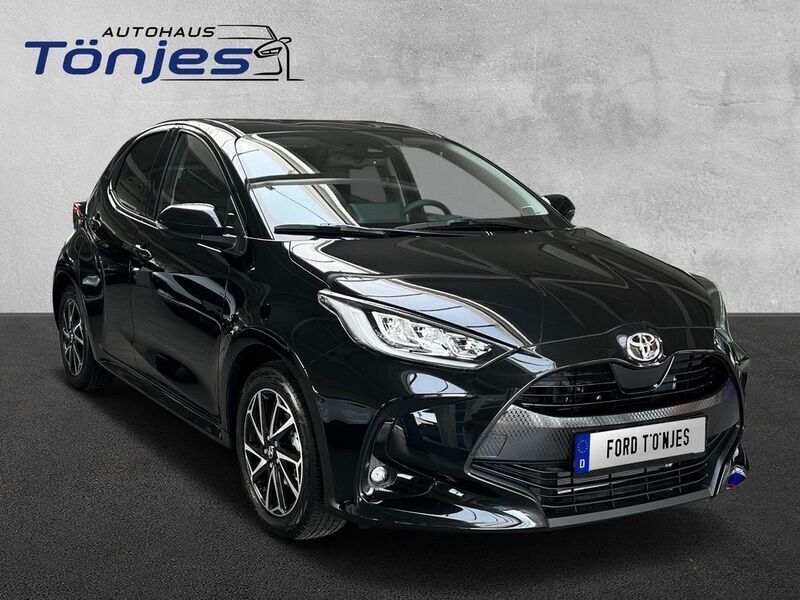 Eclipse black Gebraucht 2023 Toyota Yaris Comfort Kleinwagen | 19.980 € (Fairer Preis) - Bild 1/4