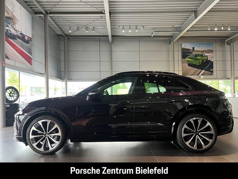 Gebraucht Porsche Macan Turbo 469 kW (639 PS) 2026 Violametallic SUV