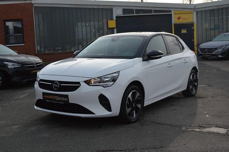 Weiß Gebraucht 2022 Opel Corsa-e Edition Kleinwagen | 13.490 € (Superpreis) - Bild 1/4