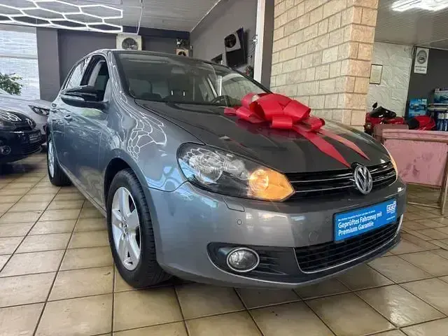 Gebraucht VW Golf VI Style 105 PS (77 kW) 2012 Andere Limousine