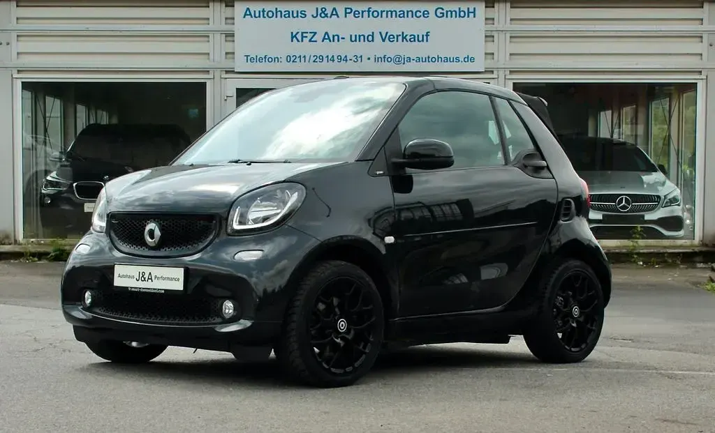 Gebraucht Smart ForTwo Cabrio Brabus 117 PS (86 kW) 2019 Nachtschwarz Cabrio