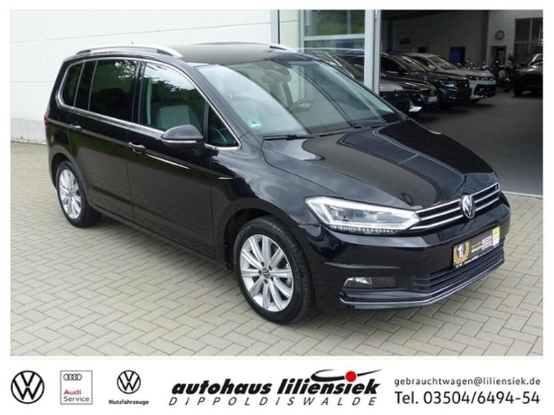 Gebraucht VW Touran Highline 150 PS (110 kW) 2024 Schwarz Van / Kleinbus