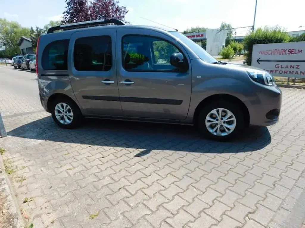 Gebraucht Renault Kangoo LIMITED 114 PS (83 kW) 2015 Grau Van / Kleinbus