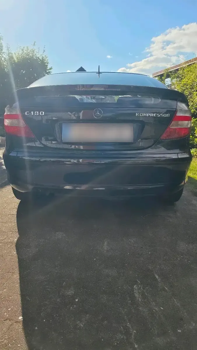 Gebraucht Mercedes C180 143 PS (105 kW) 2005 Schwarz Coupé
