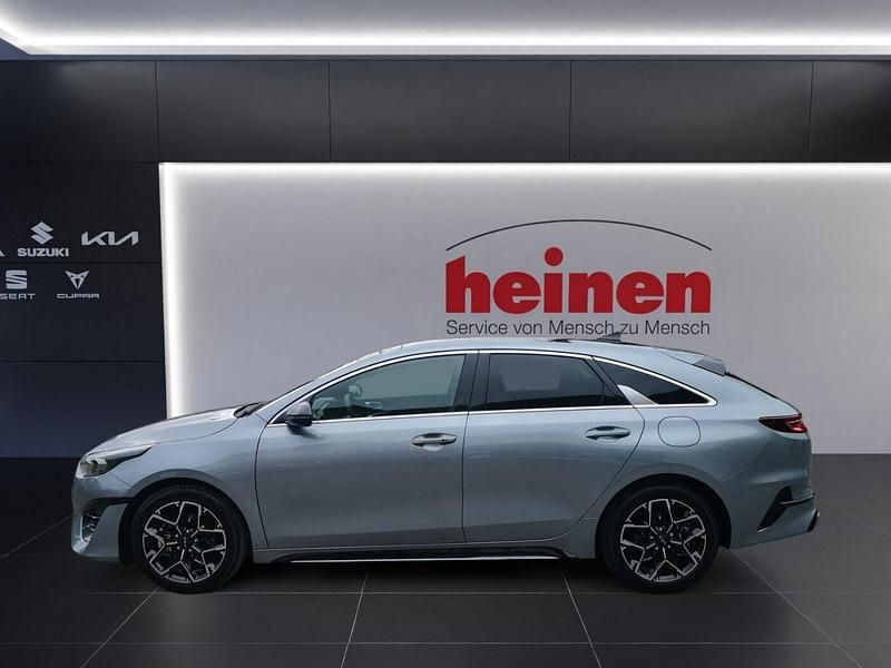 Neu Kia ProCeed GT-Line 140 PS (102 kW) 2025 Silber Kleinwagen