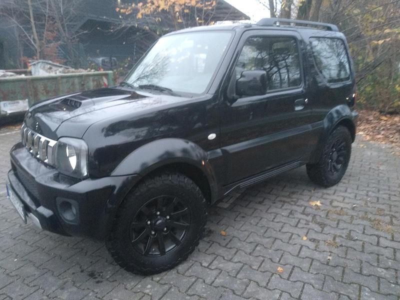 Schwarz Gebraucht 2017 Suzuki Jimny Comfort SUV | 14.990 € (Fairer Preis) - Bild 1/4