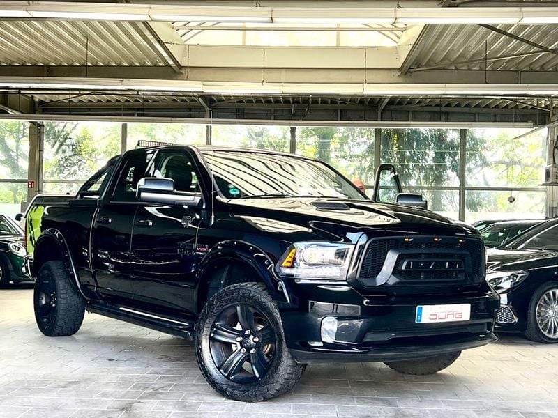 Schwarz Gebraucht 2013 Dodge Ram Abholung | 29.990 € (Fairer Preis) - Bild 1/4